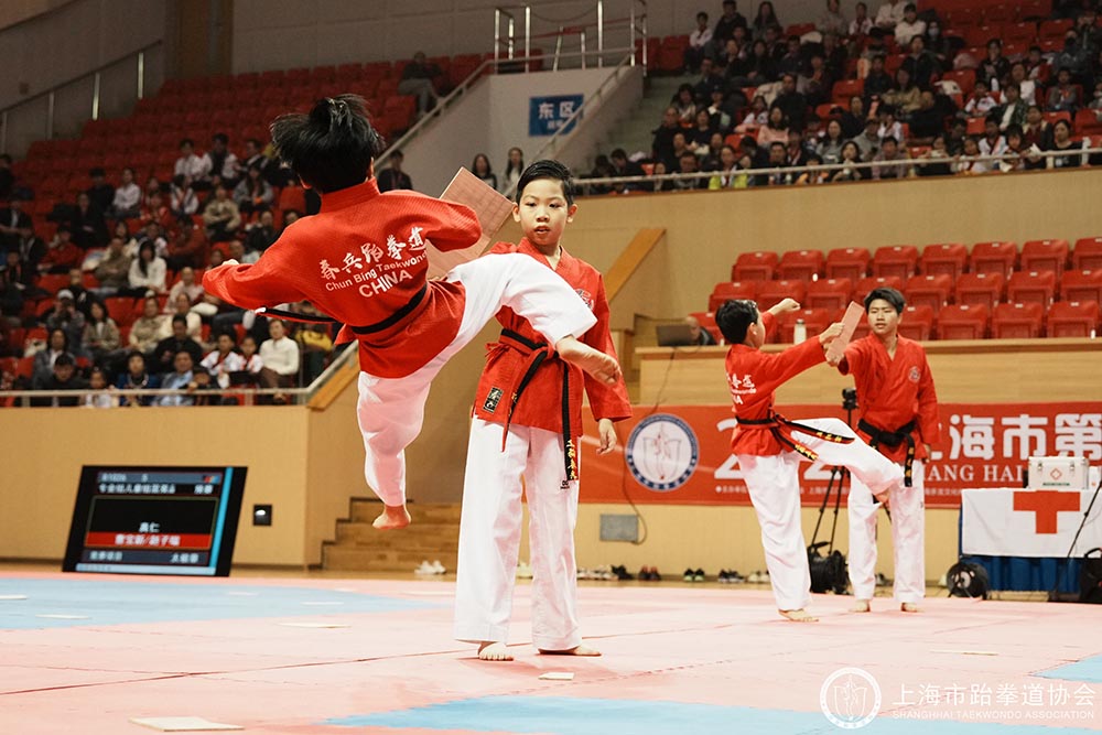 1762164313936578.jpg 开幕式2.jpg