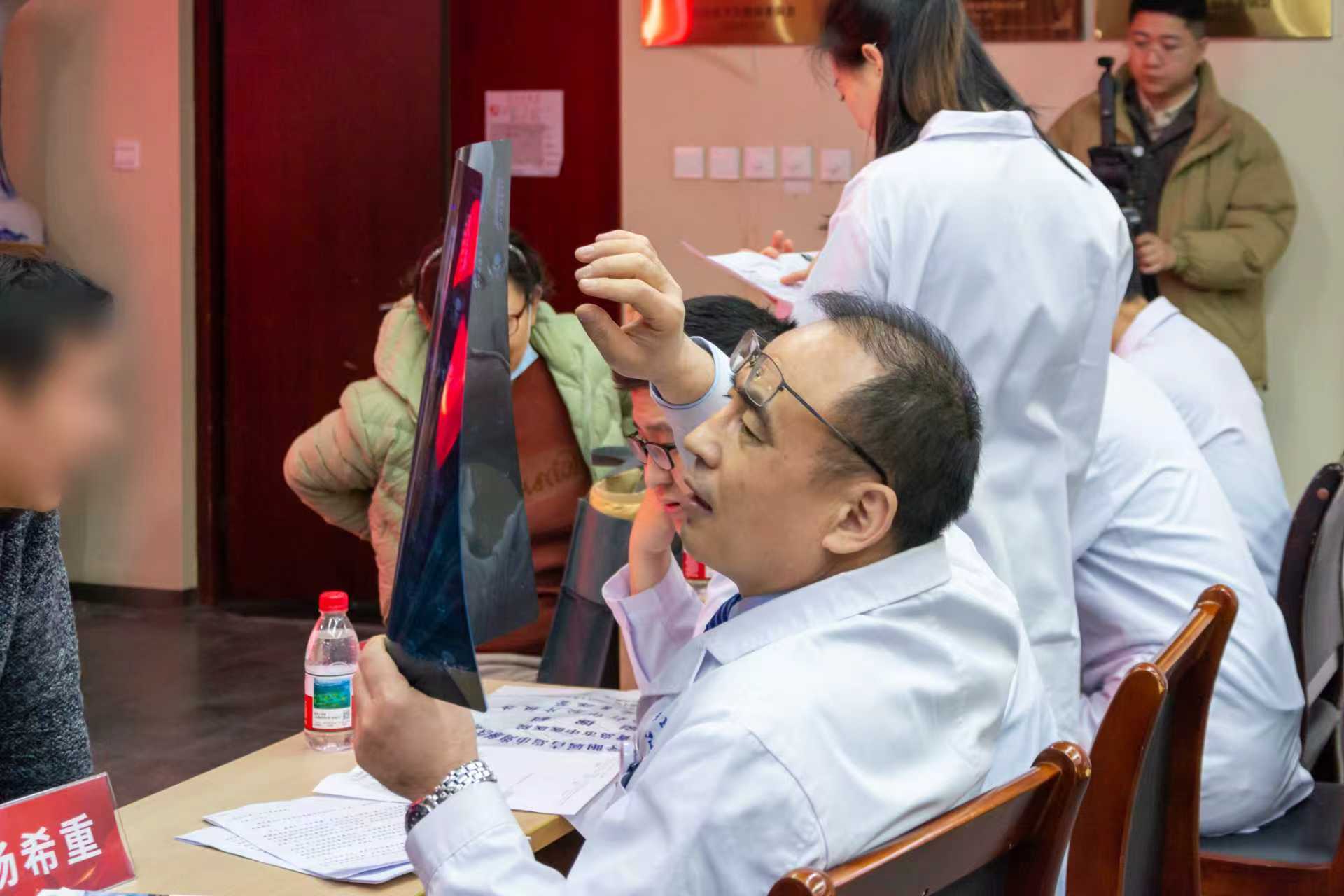 1765250403830372.jpg a3147159c5d7a3d0fe8d280d9ed337c7.jpg